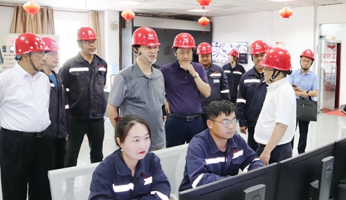 宜昌市政協(xié)主席宋文豹一行到青海宜化、青海黎明走訪調研